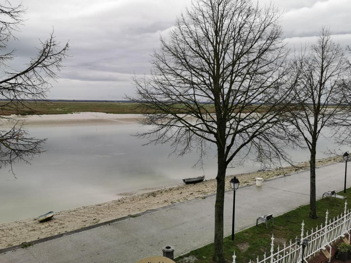 Logis Hotel- Restaurant Le Relais Guillaume De Normandy Saint-Valery-sur-Somme Exterior foto